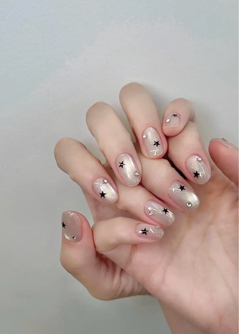 ネイル FuFu.Nail 2️⃣番のネイルデザイン