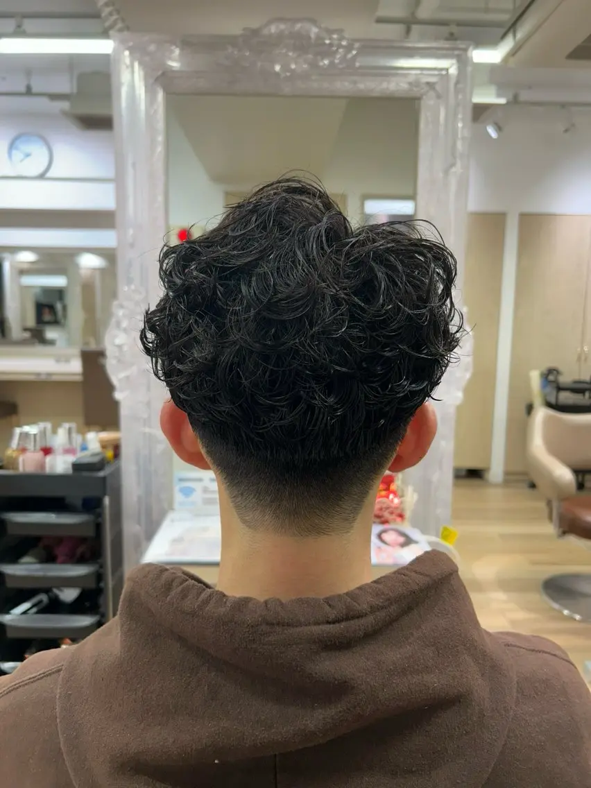パーマ メンズ 渡辺 大輝 メンズパーマのヘアスタイル