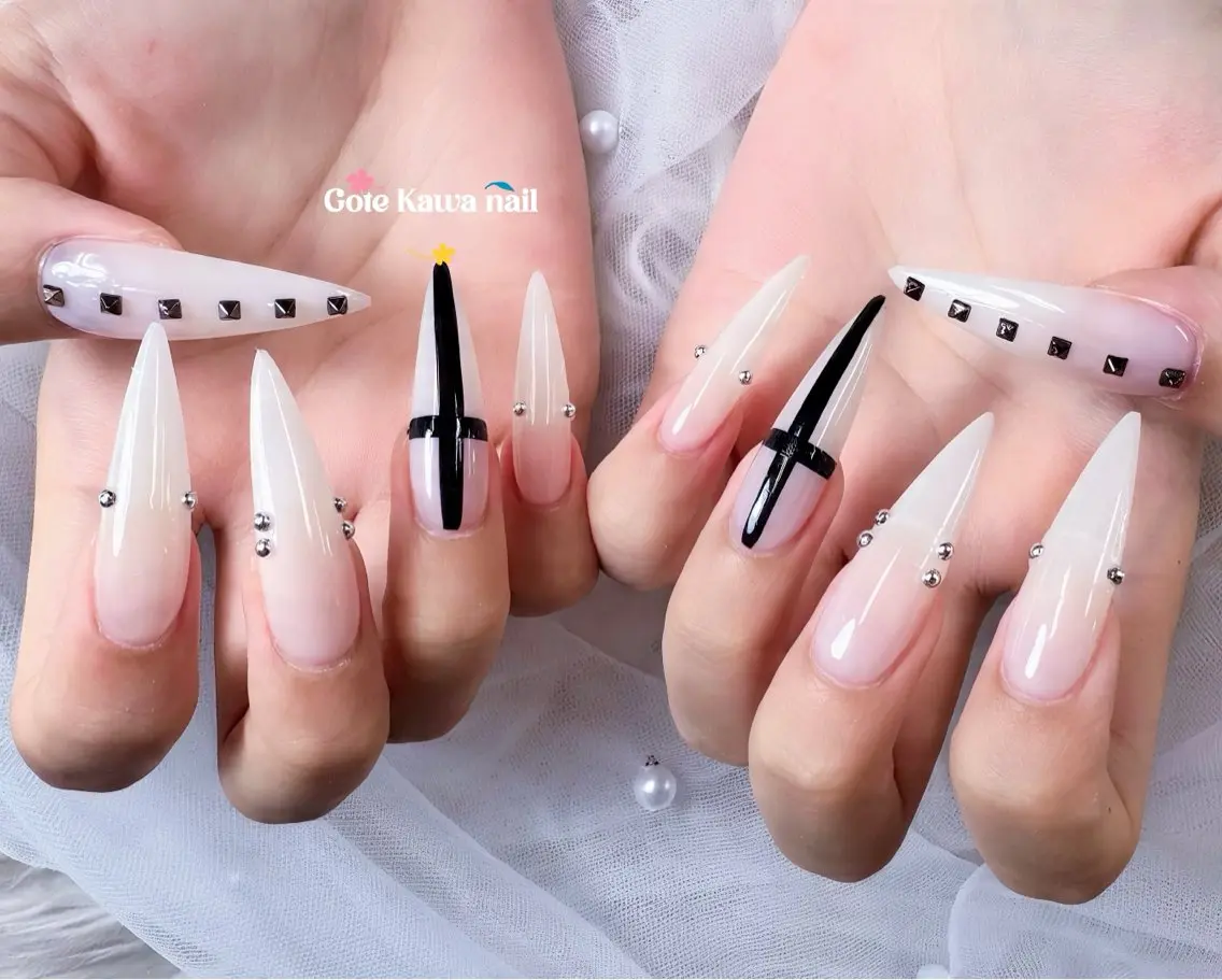 ネイル フラッシュネイル 持ち込み 夏ネイル ハンドネイル ハンドケア Gote Kawa nail salonのネイルデザイン