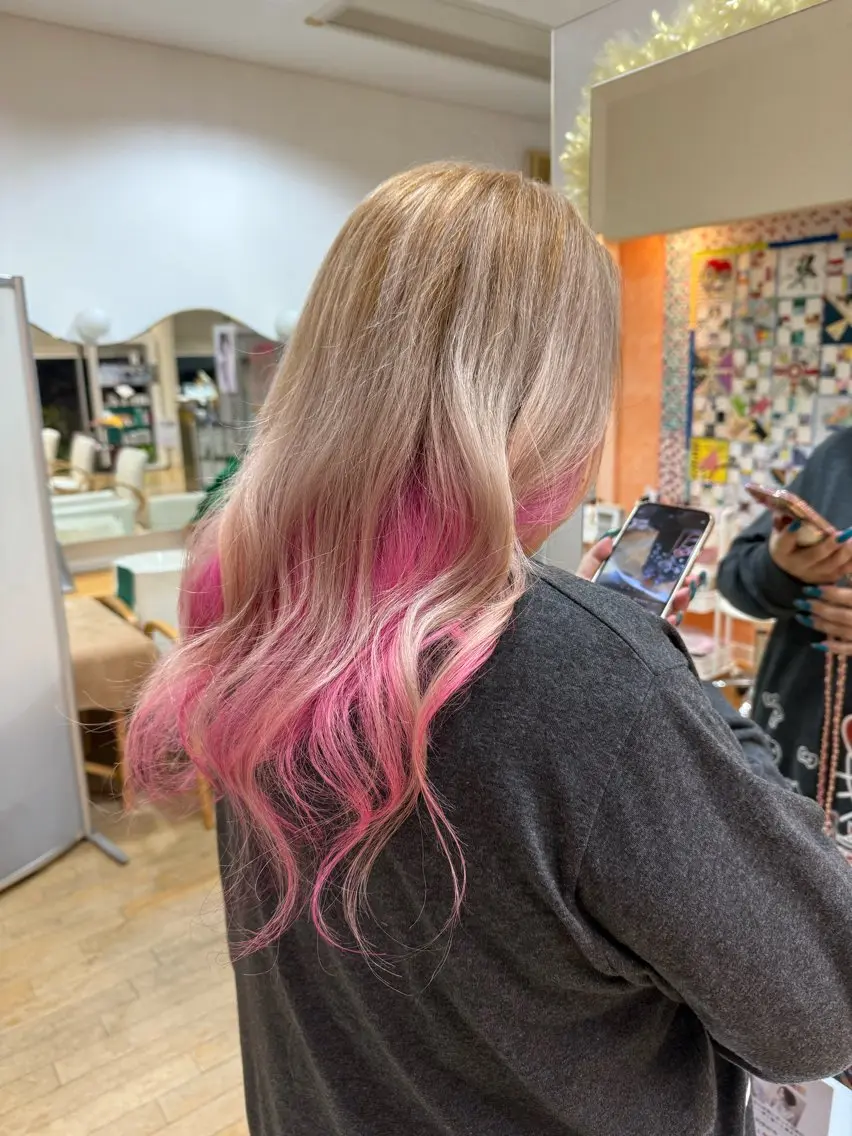 カラー 山本 瑠華のヘアスタイル