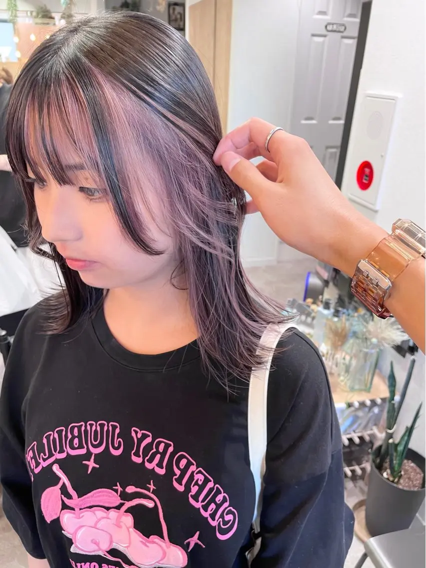 ミディアム カラー ミストバング デザインカラー  フェイスフレーミング ラベンダーカラー ヘアカラー レイン🌏🌱 似合わせ/ハイトーンのヘアスタイル