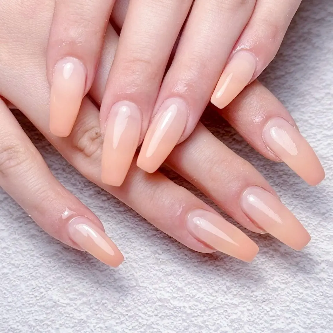 ネイル ハンドネイル 🍭Yun nail hyejin🌸のネイルデザイン