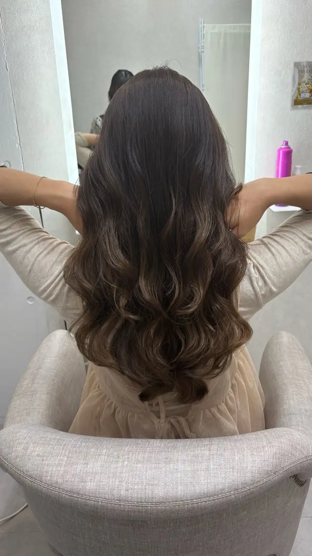 ロング カット パーマ ♡⃛₊暗髪艶カラー /レイヤー♡⃛にこのヘアスタイル
