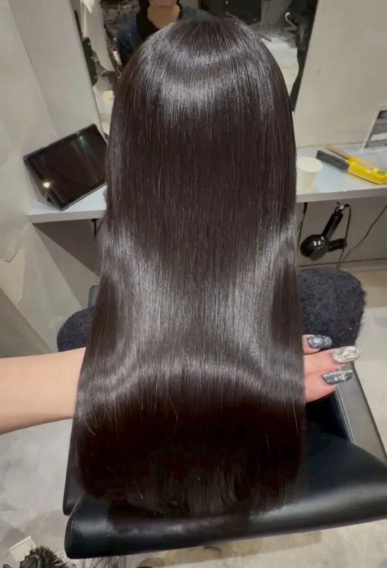 ロング カラー ヘアカラー トリートメント 艶髪×透明感カラー りこのヘアスタイル