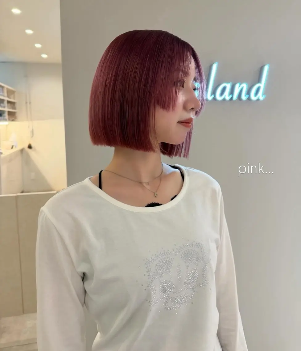 ショート カラー ブリーチ ピンクカラー ヘアカラー トリートメント NAKAHARA TSUKUSHIのヘアスタイル