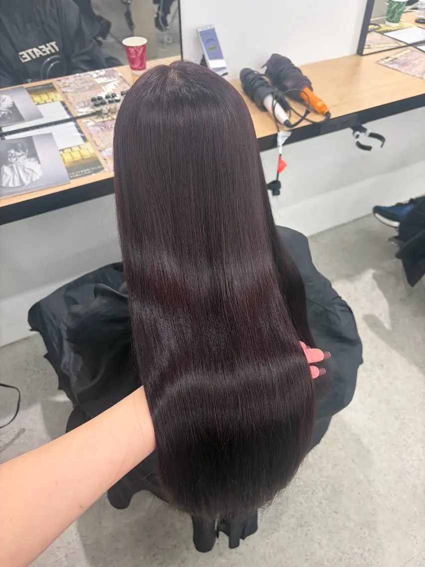 ロング カラー ブリーチ 髪質改善 トリートメント ヘアカラー 💗愛され暖色💗 ピンク/レッド💗のヘアスタイル