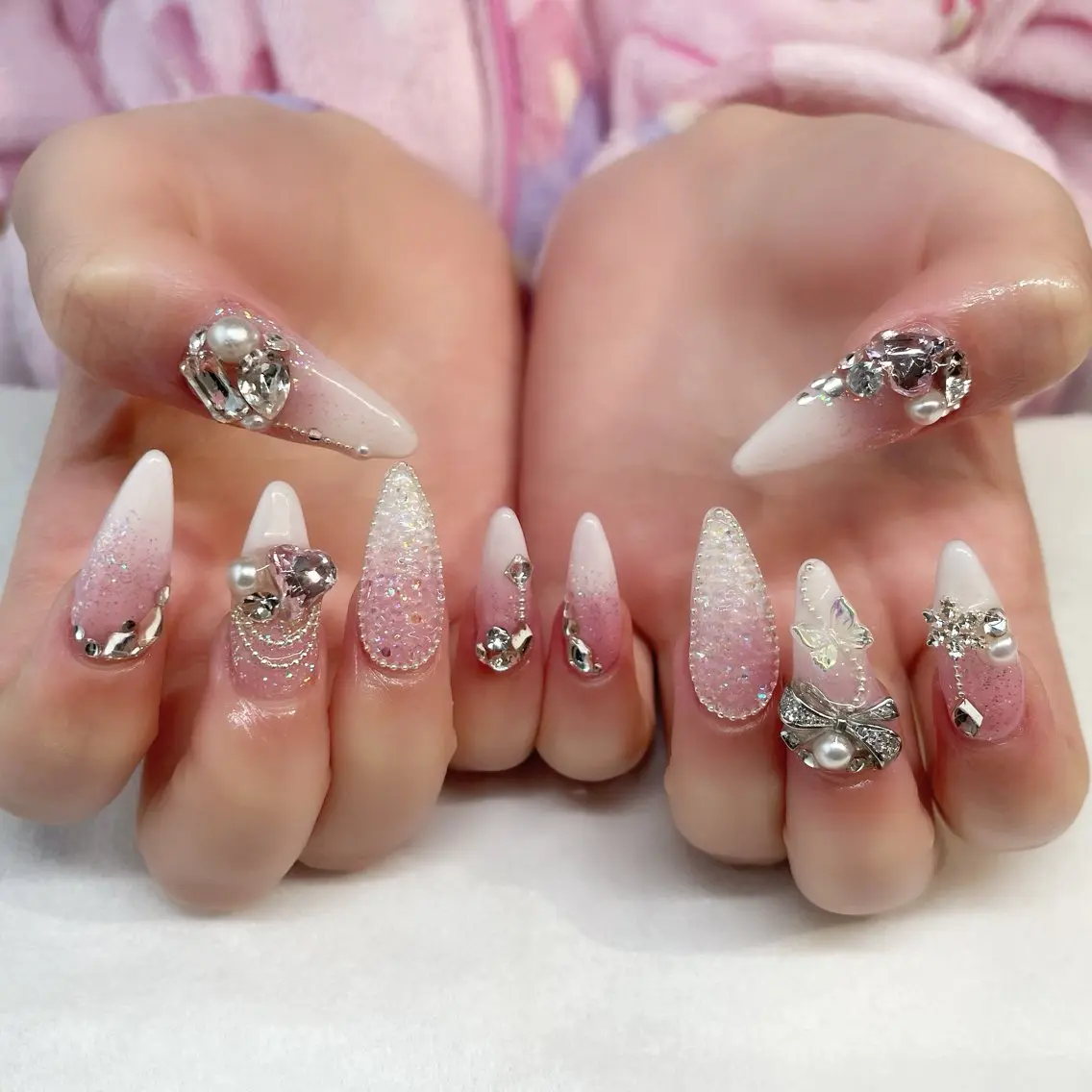 ネイル ハンドネイル 💎🐰 saki. m 🐰💎のネイルデザイン