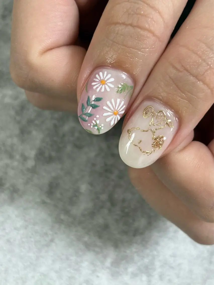 ネイル ハンドネイル FIORITURA Maikoのネイルデザイン