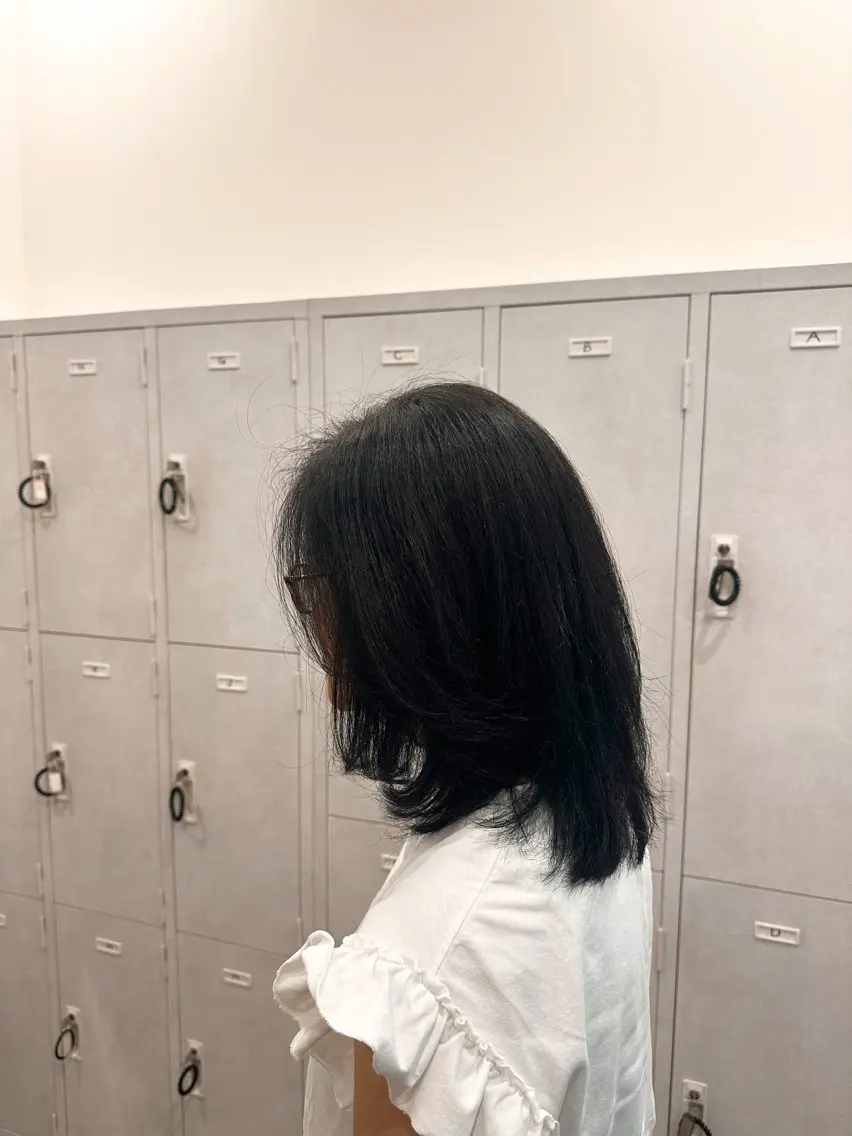 ミディアム ミディアムレイヤー 顔周りカット レイヤーカット 安藤 舜のヘアスタイル