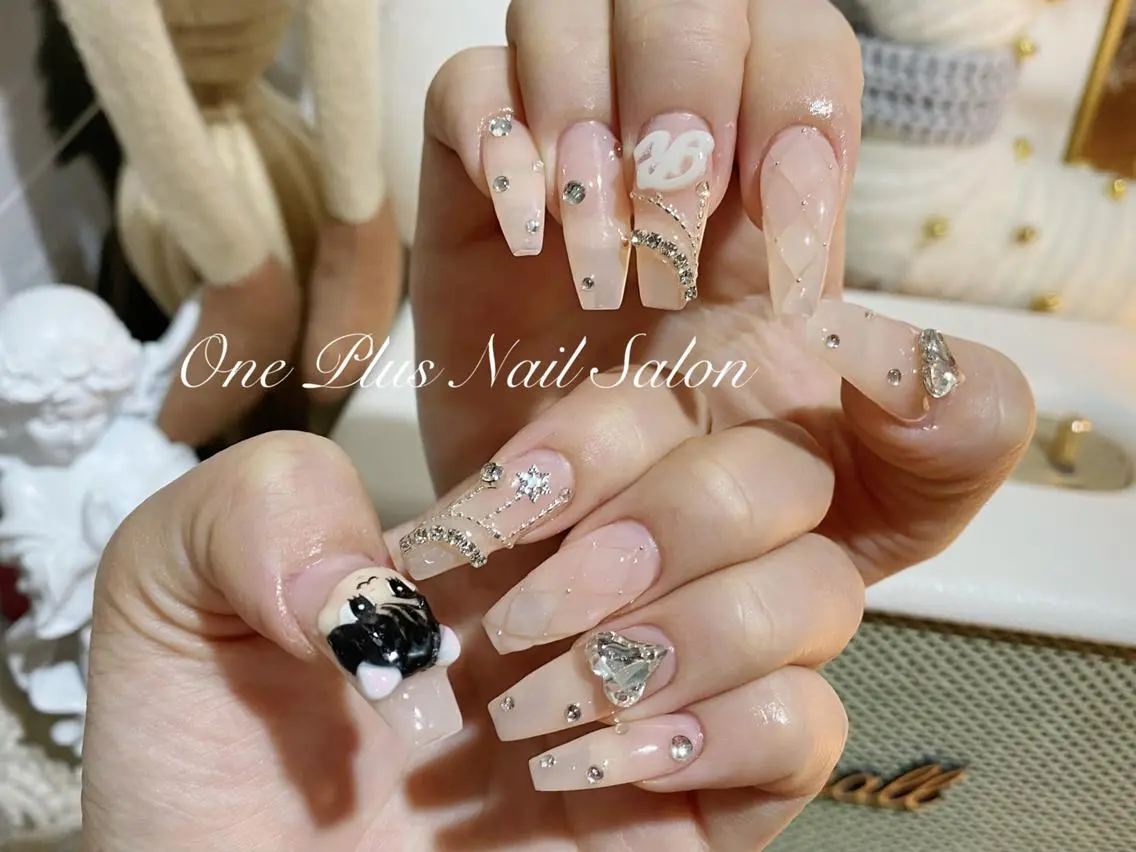 ネイル One Plus Nail Salonのネイルデザイン