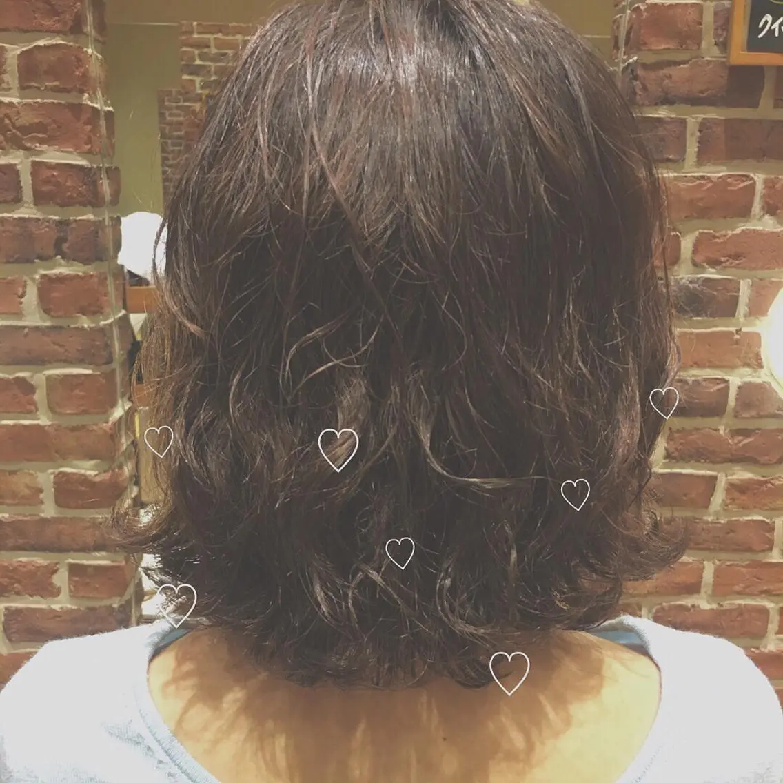 ミディアム ミディアムパーマ 外ハネヘア 韓国ヘアならお任せ！ 小辻李菜💕のヘアスタイル