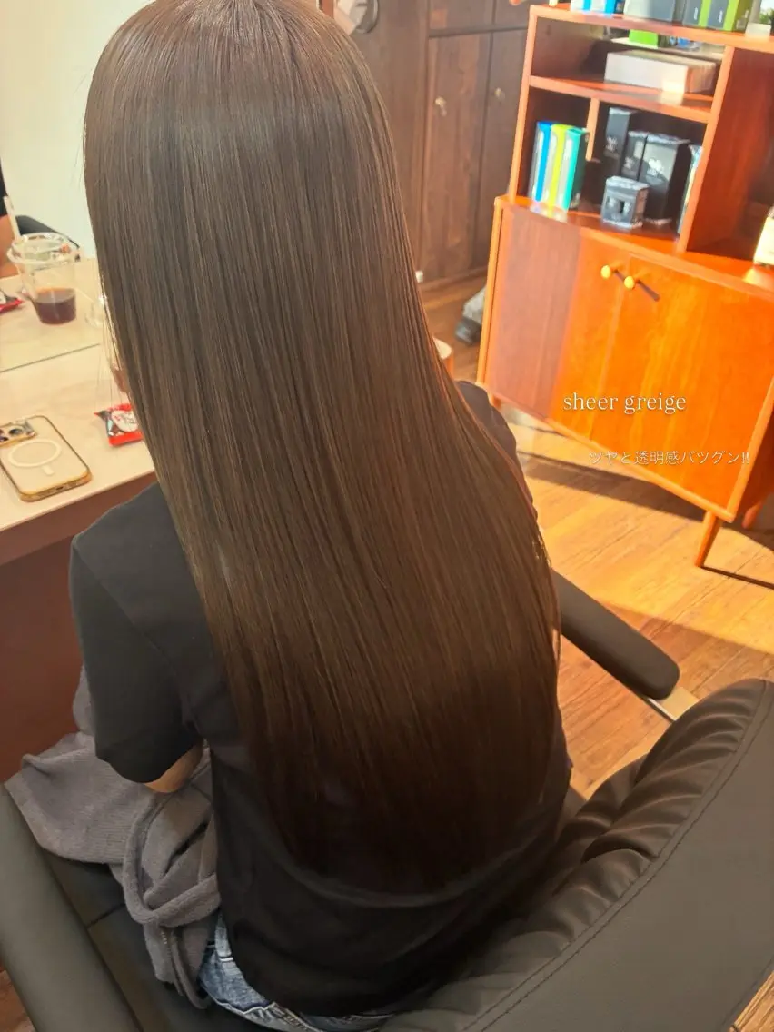 ロング トリートメント ヘアカラー 髪質改善/ 透明感カラーのヘアスタイル