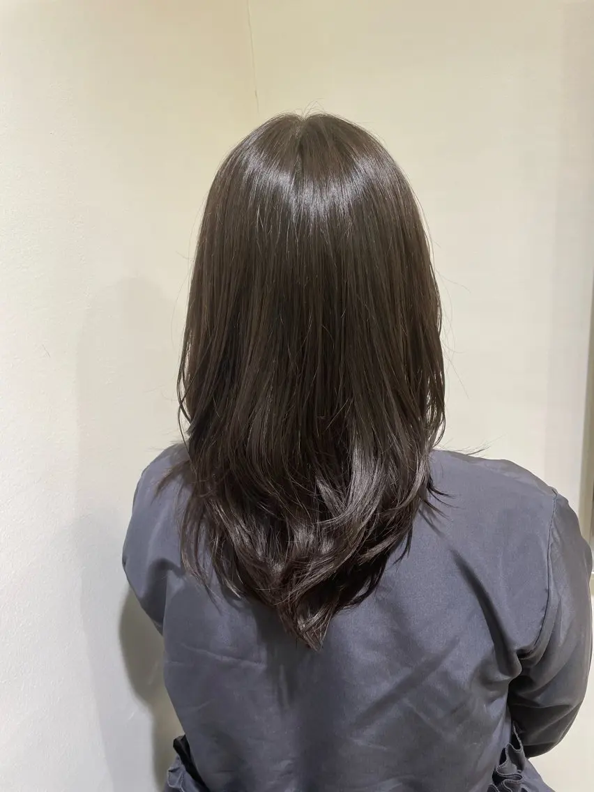ミディアム レイヤーカット カット かすみ  ︎︎のヘアスタイル