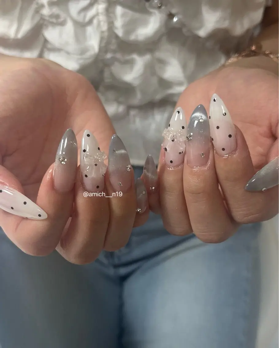 ネイル ハンドネイル ayumi ✩.*˚のネイルデザイン