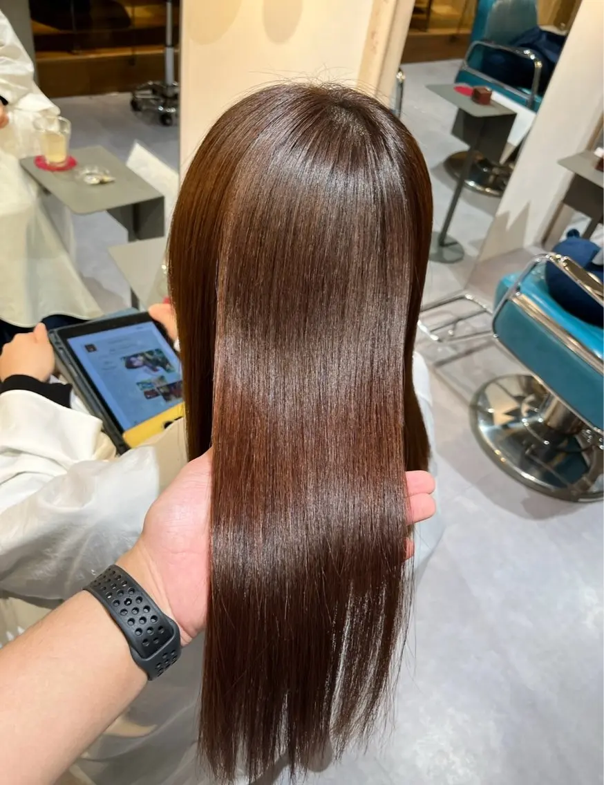 ロング 縮毛矯正 トリートメント 必ず笑顔で帰っていた だきます!安田祐貴のヘアスタイル