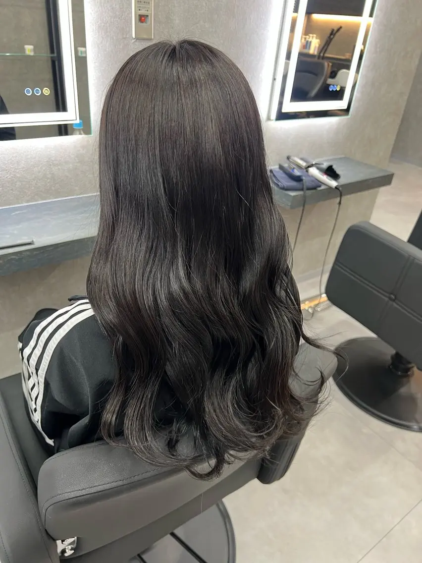 ロング カラー ブラウンカラー ヘアカラー トリートメント ヘアセット 透明感/韓国風 RENA🤎のヘアスタイル
