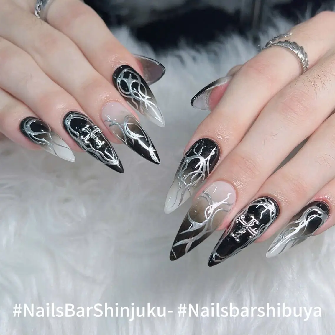 ネイル フラッシュネイル フレンチネイル ジェルネイル ガラスフレンチ 氷ネイル・うるうるネイル NAILS BAR SHINJUKUのネイルデザイン