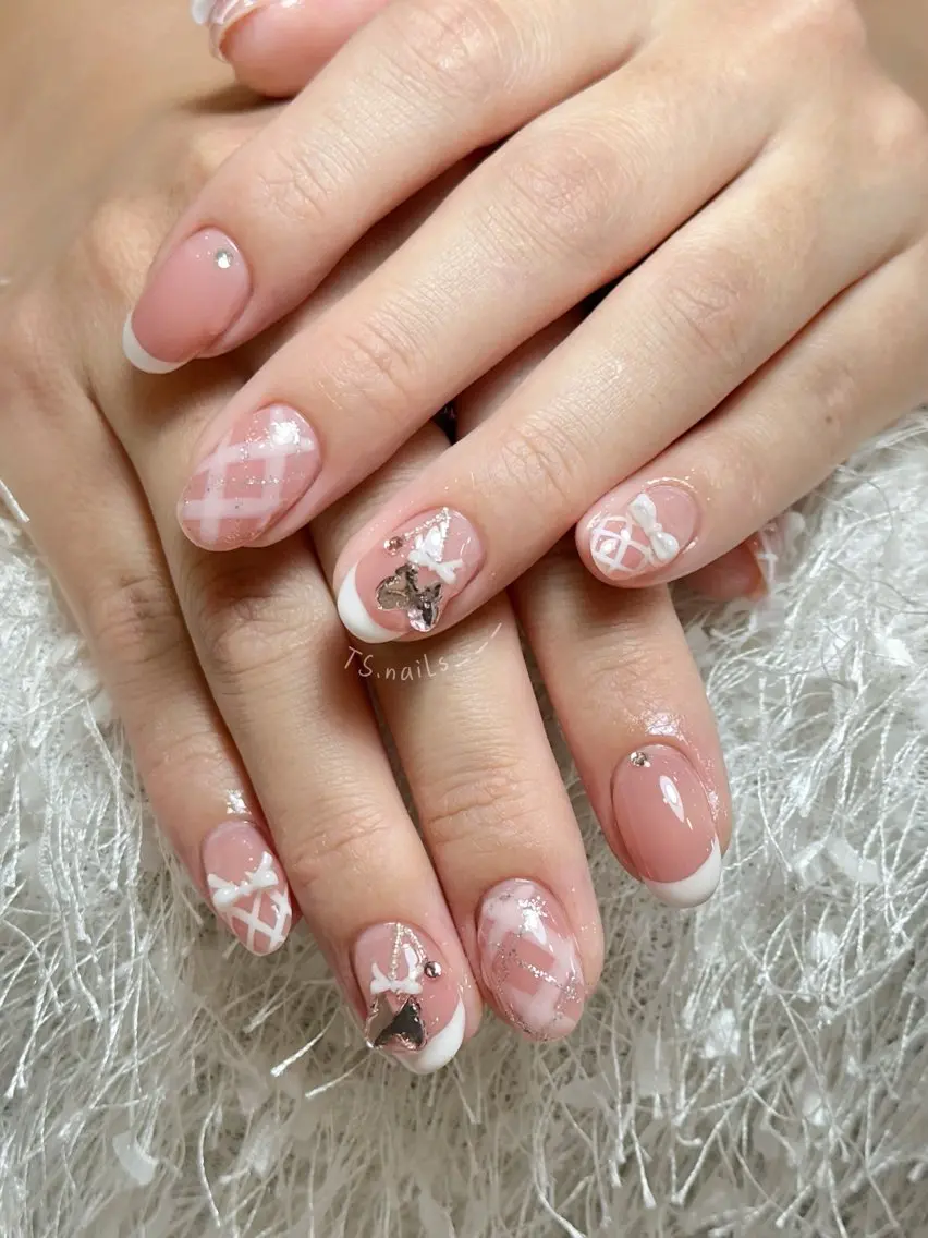 ネイル ハンドネイル フットネイル ハンドケア TS. nails___のネイルデザイン