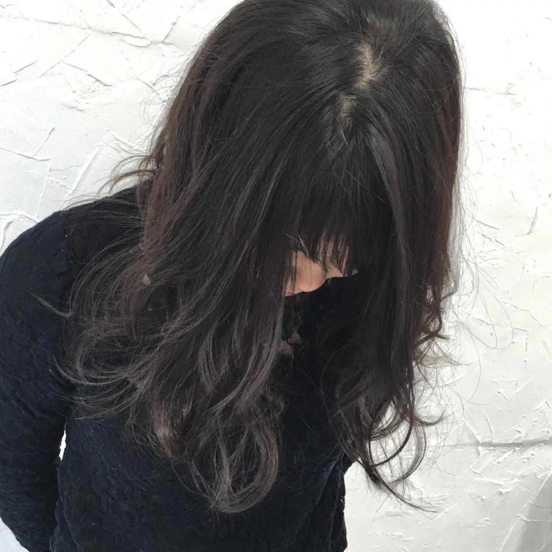セミロング カラー パーマ ヘアアレンジ アッシュ アッシュグレー アッシュグレージュ グレージュ 脱!黒髪 ダブルカラー【上野】のヘアスタイル
