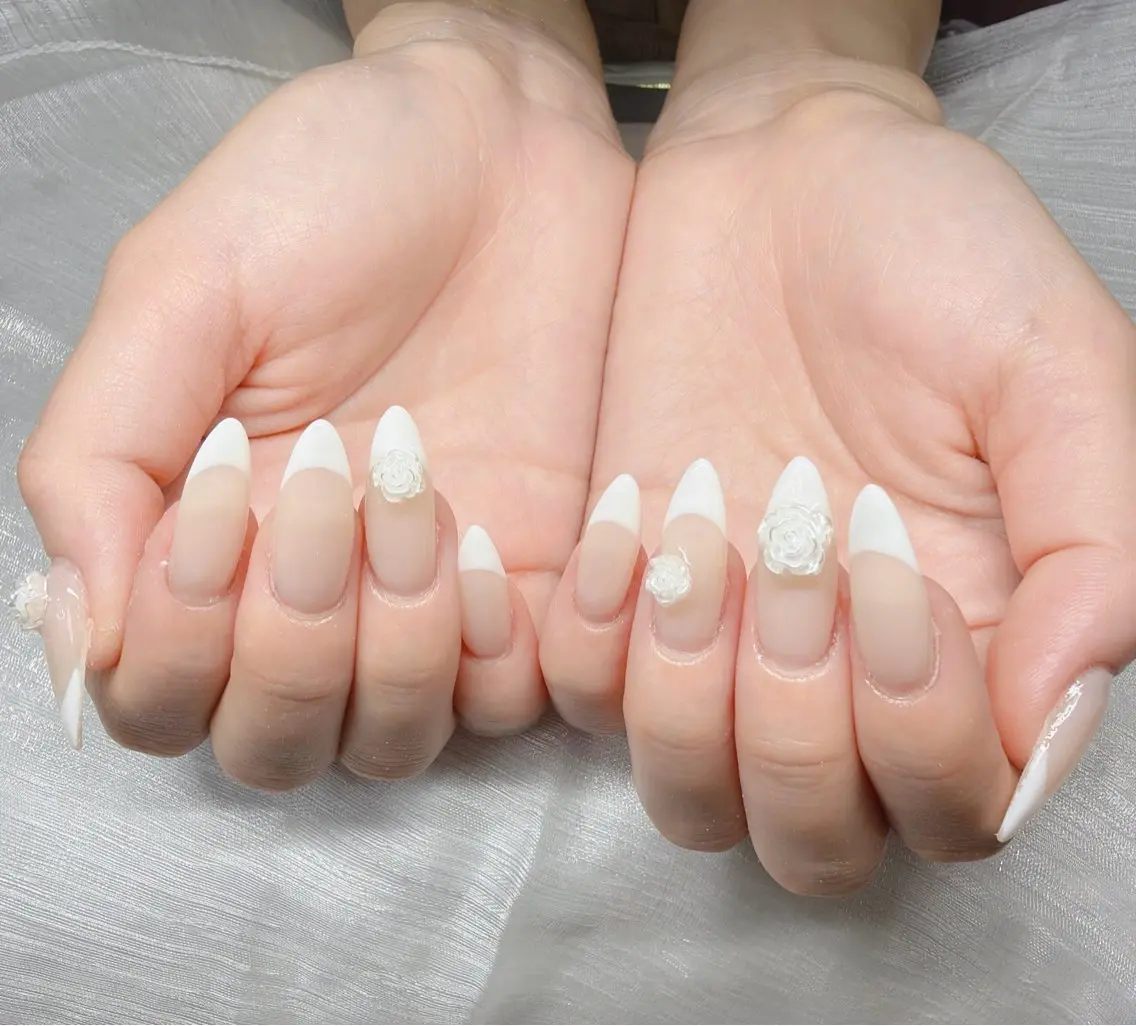 ネイル 長さ出し グラデーション 卒業式 キラキラネイル マグネットネイル ハンドネイル Lee Nailsのネイルデザイン