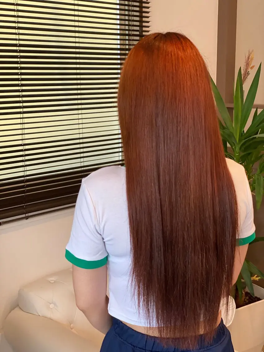 ロング カラー 石川 彩のヘアスタイル