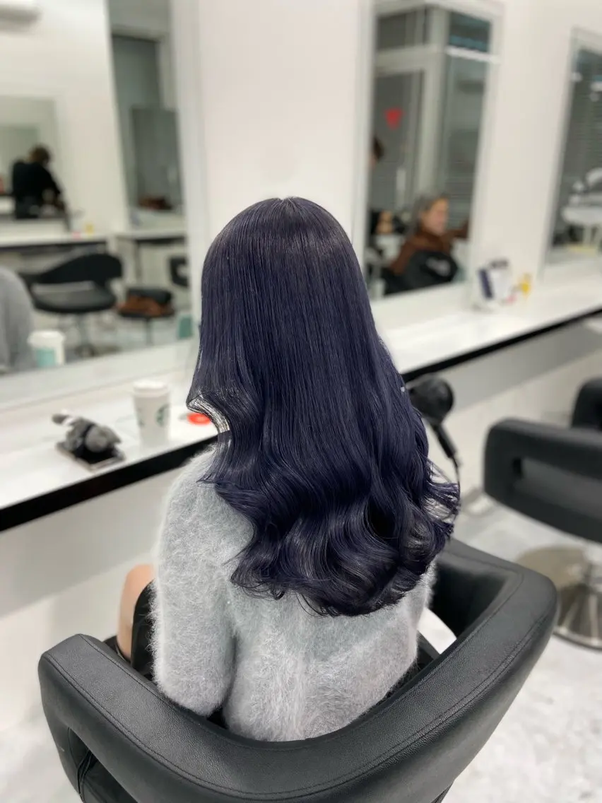 ロング カラー ヘアアレンジ レイヤー×透明感カラ ーHAYATOのヘアスタイル
