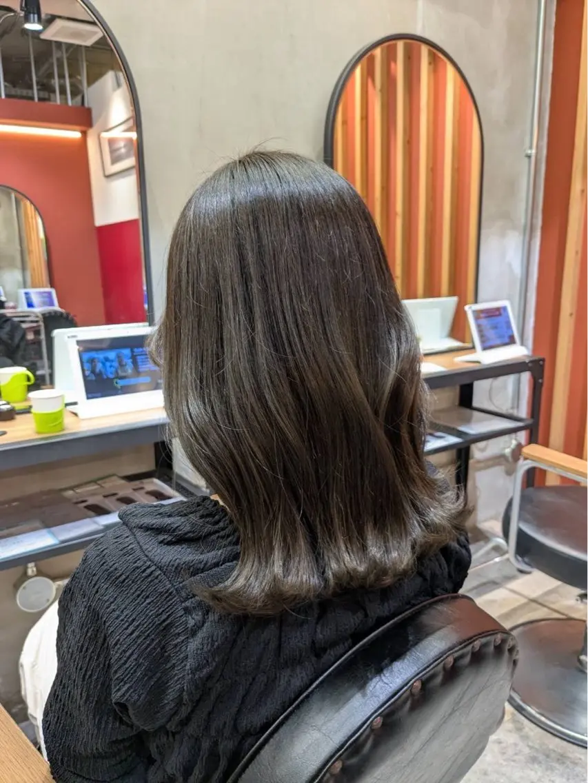 カラー 三輪 凌雅のヘアスタイル