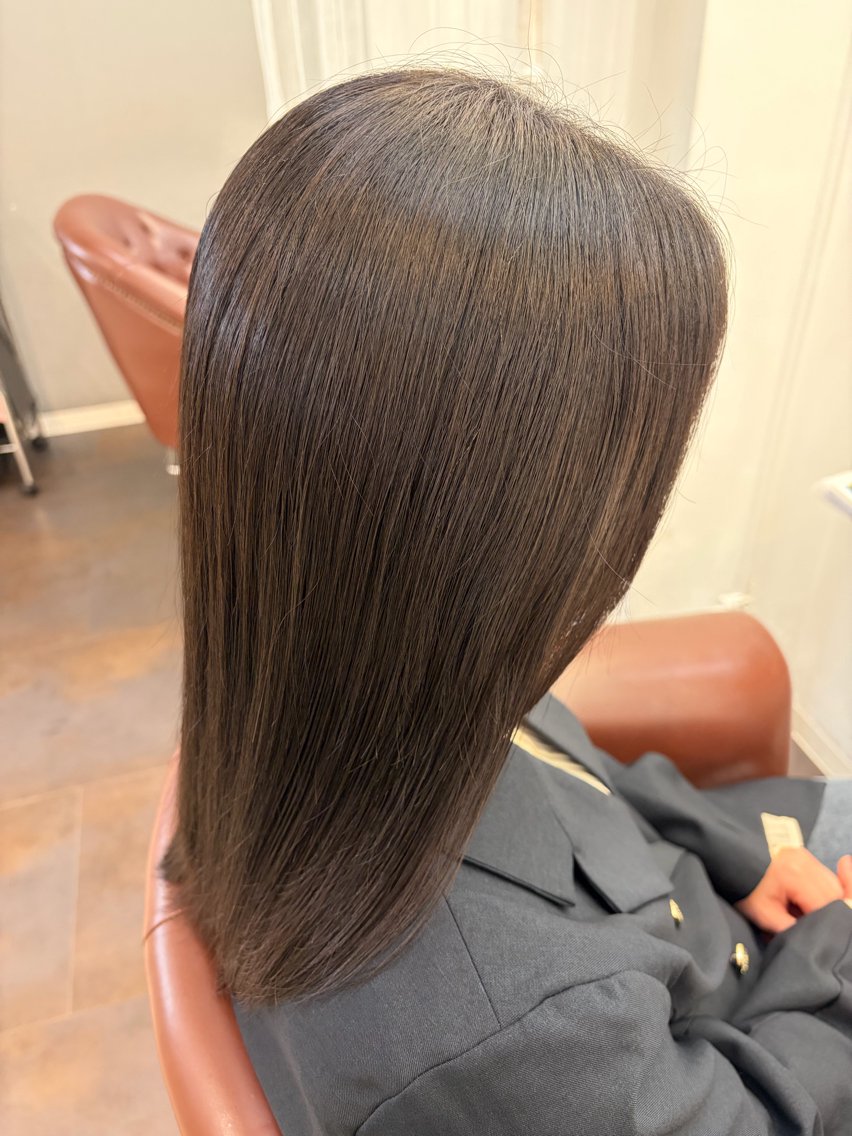 セミロング トリートメント 志村 梨帆のヘアスタイル
