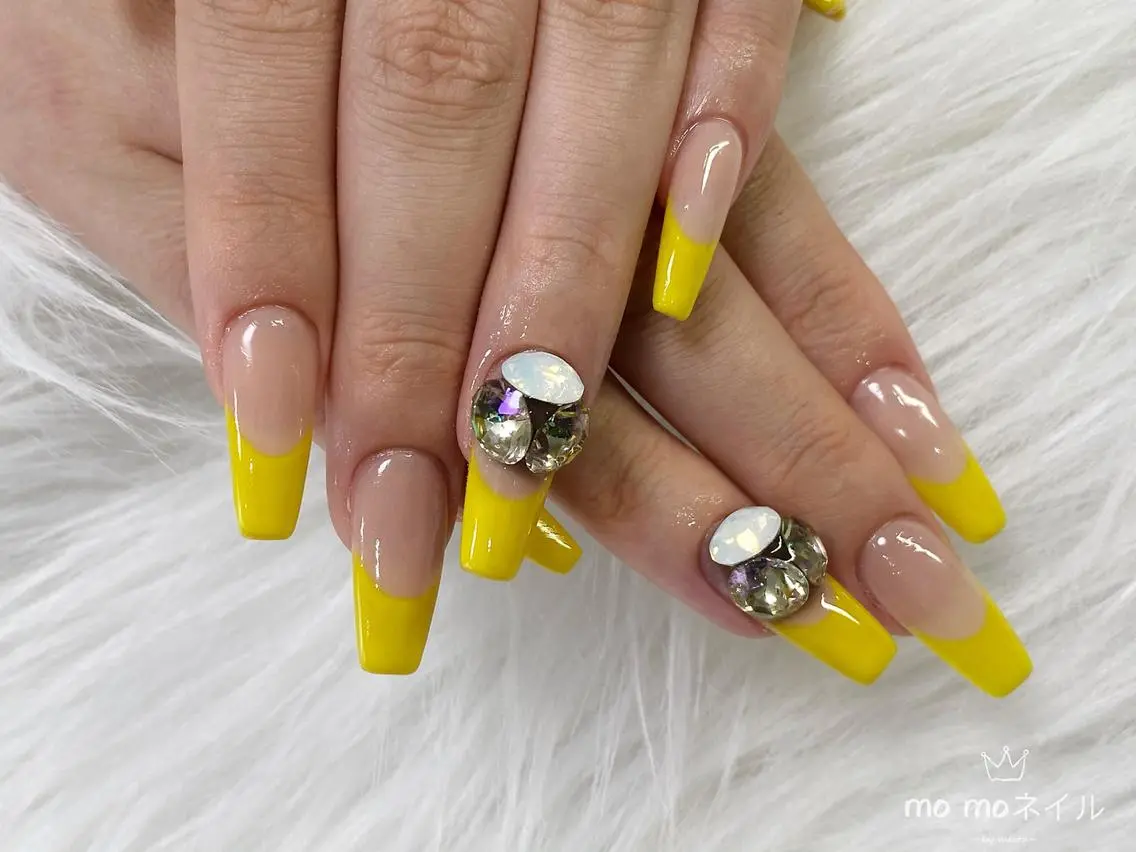 ネイル フレンチネイル ミラーネイル MOMO nailのネイルデザイン