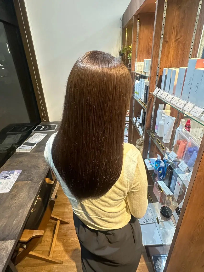 セミロング ヘアカラー 紺野 洲陛のヘアスタイル