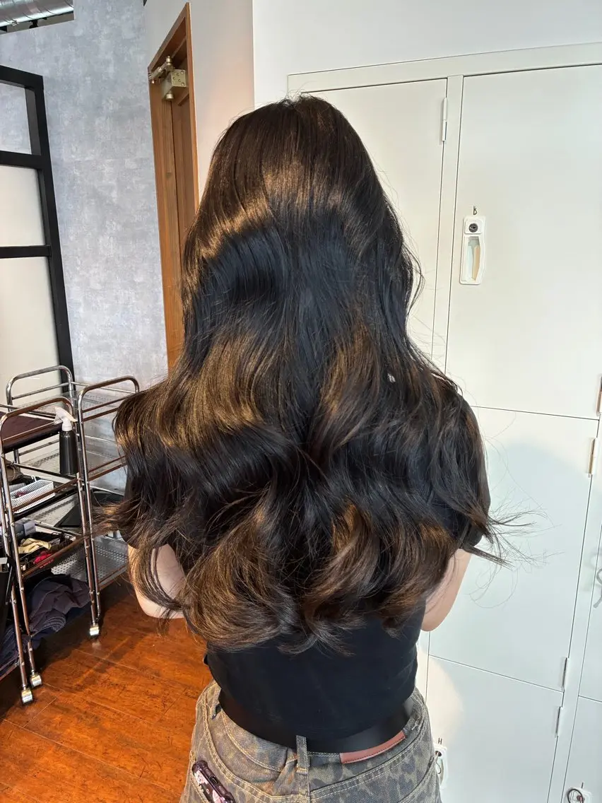 ロング カット ヘアカラー トリートメント mayuki /暖色/艶カラーのヘアスタイル