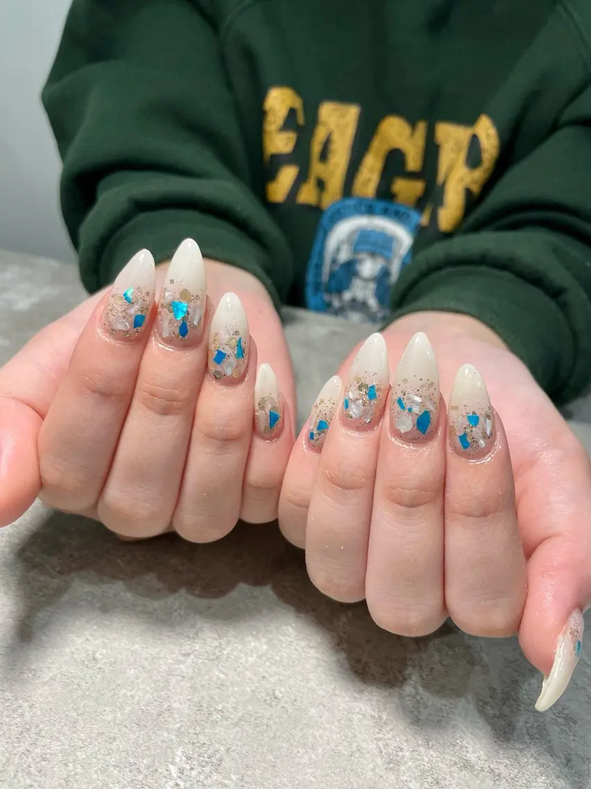 ネイル 持ち込み ハンドネイル Raviliss ♡のネイルデザイン