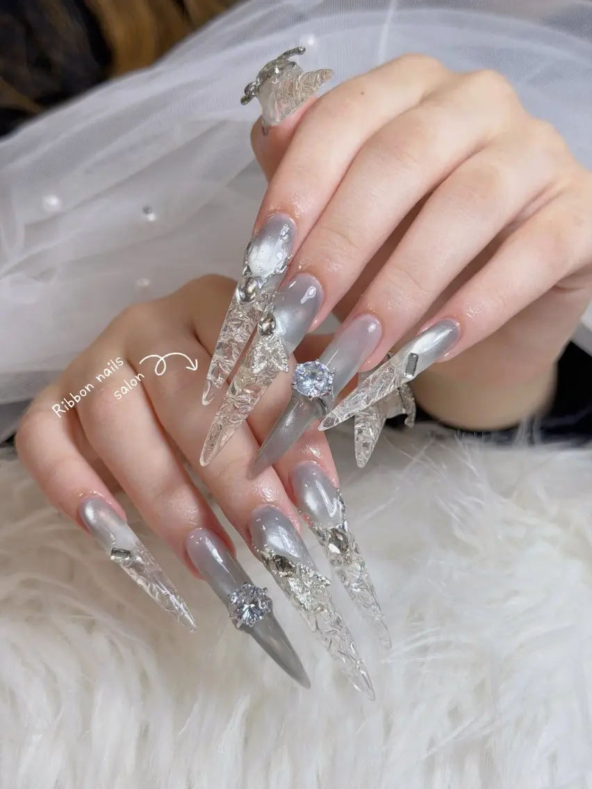 ネイル フレンチネイル ジェルネイル マグネットネイル 持ち込み ニュアンスネイル ハンドネイル Nami nailのネイルデザイン