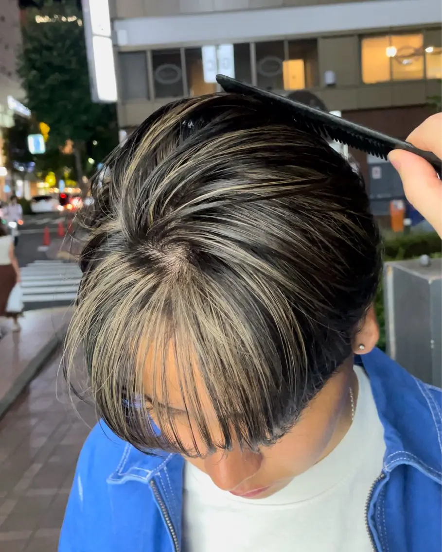 【残り4名様】✨コントラストハイライト✨メンズカット&カラー＆クイックケアトリートメントの写真