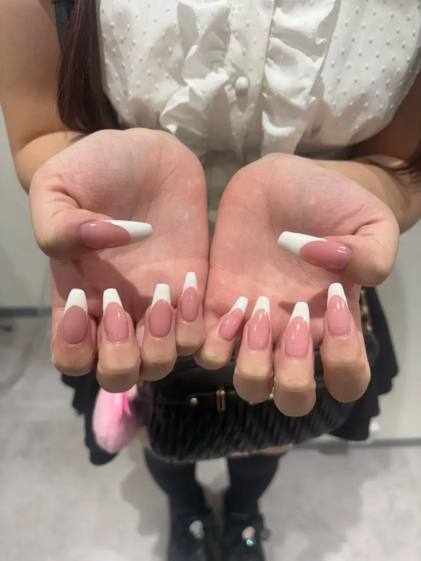 【オフなし】カラーグラデーションorフレンチ🪽の写真