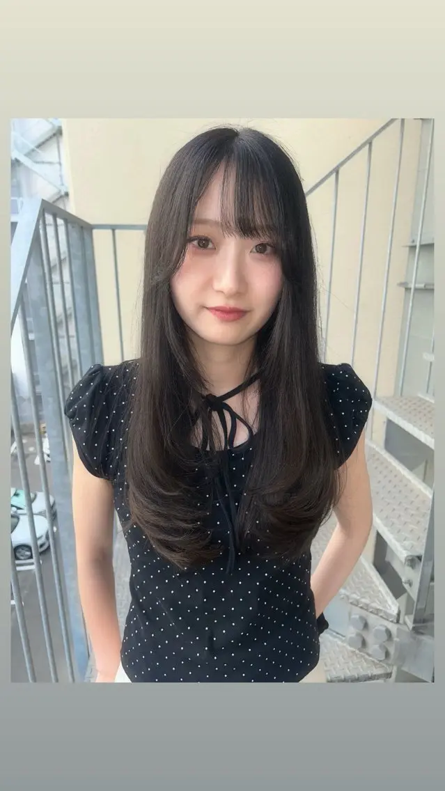 ロング 髙林 優衣のヘアスタイル