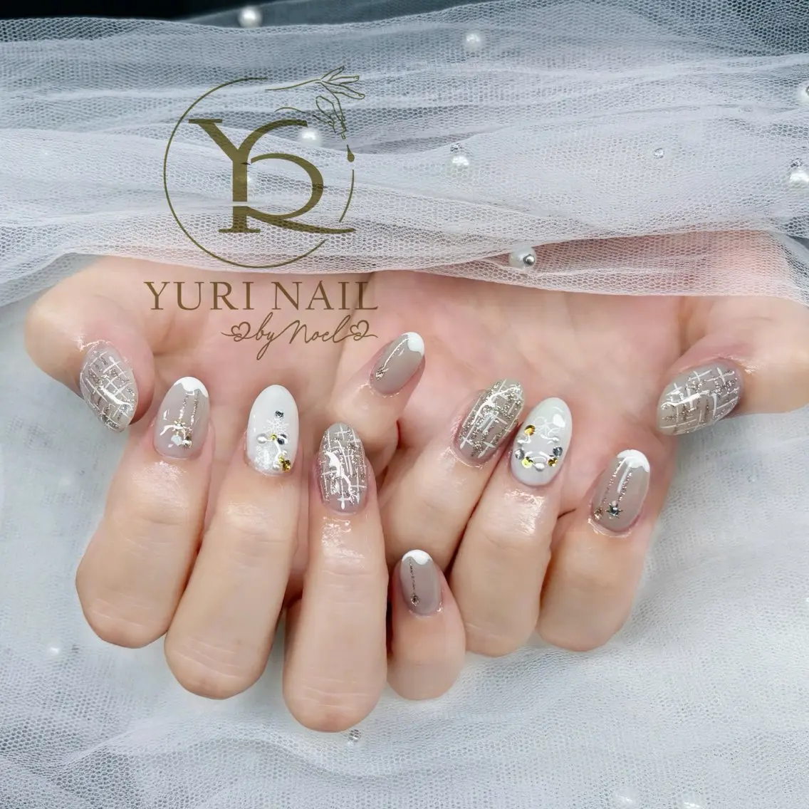 ネイル チークネイル フットネイル グラデーション 韓国ネイル 持ち込み ハンドネイル フットネイル ハンドケア YURI Nail NARITAのネイルデザイン