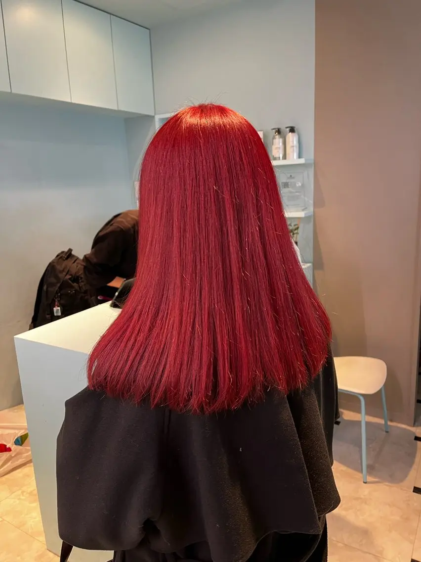 セミロング カラー ヘアカラー トリートメント ブリーチカラー 🩵MIZUKIのヘアスタイル