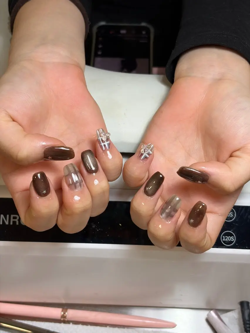 ネイル pholeisi Art nailのネイルデザイン