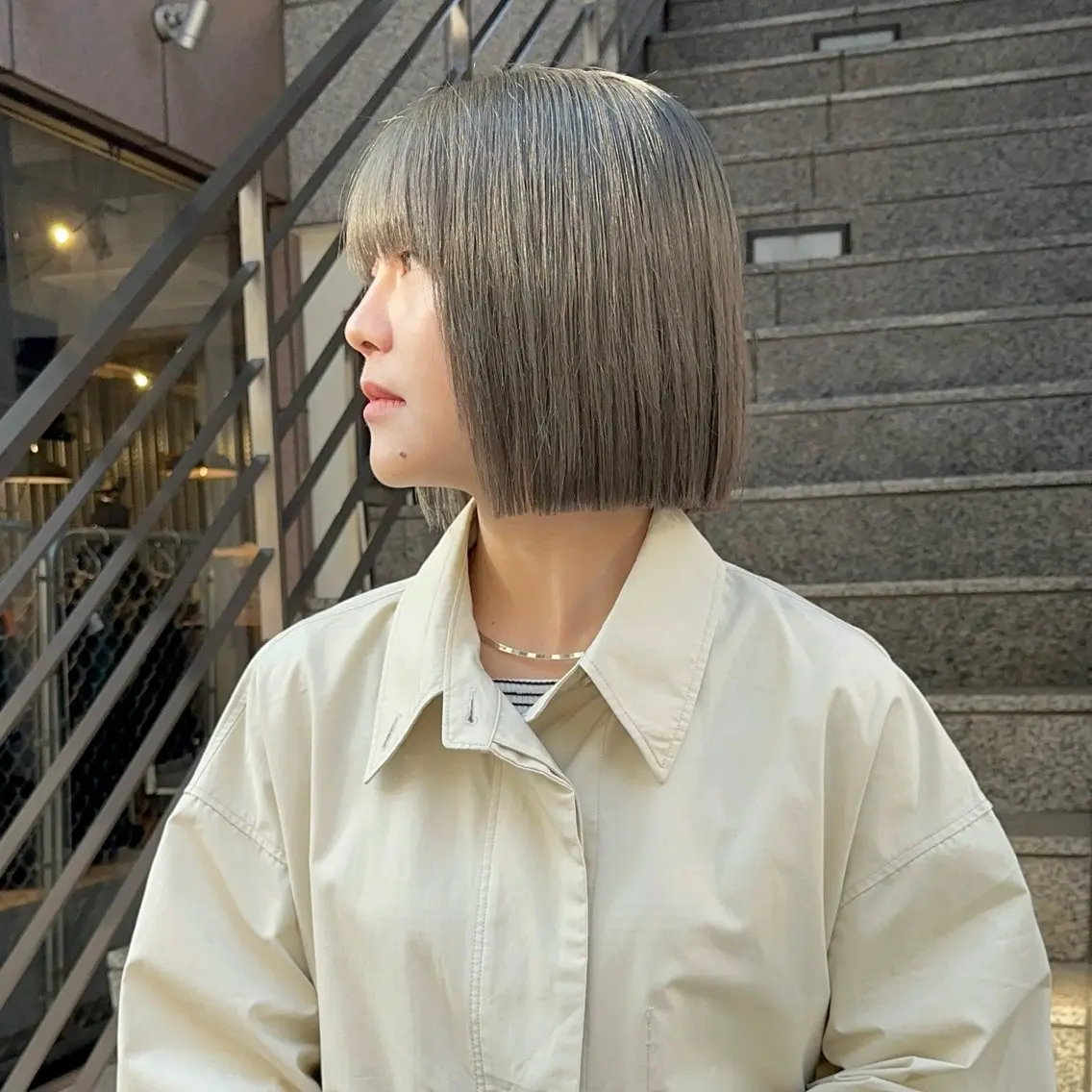 ショート カラー ブリーチ ハイトーンカラー ブリーチなしカラー ボブ カット ヘアカラー トリートメント REINA☁️透明感 カラー/ぷつっと♡のヘアスタイル