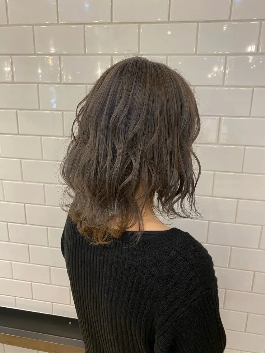 ミディアム カラー カット ヘアカラー トリートメント 🌈髪質改善🌈 過去の1艶サラ体験✨のヘアスタイル