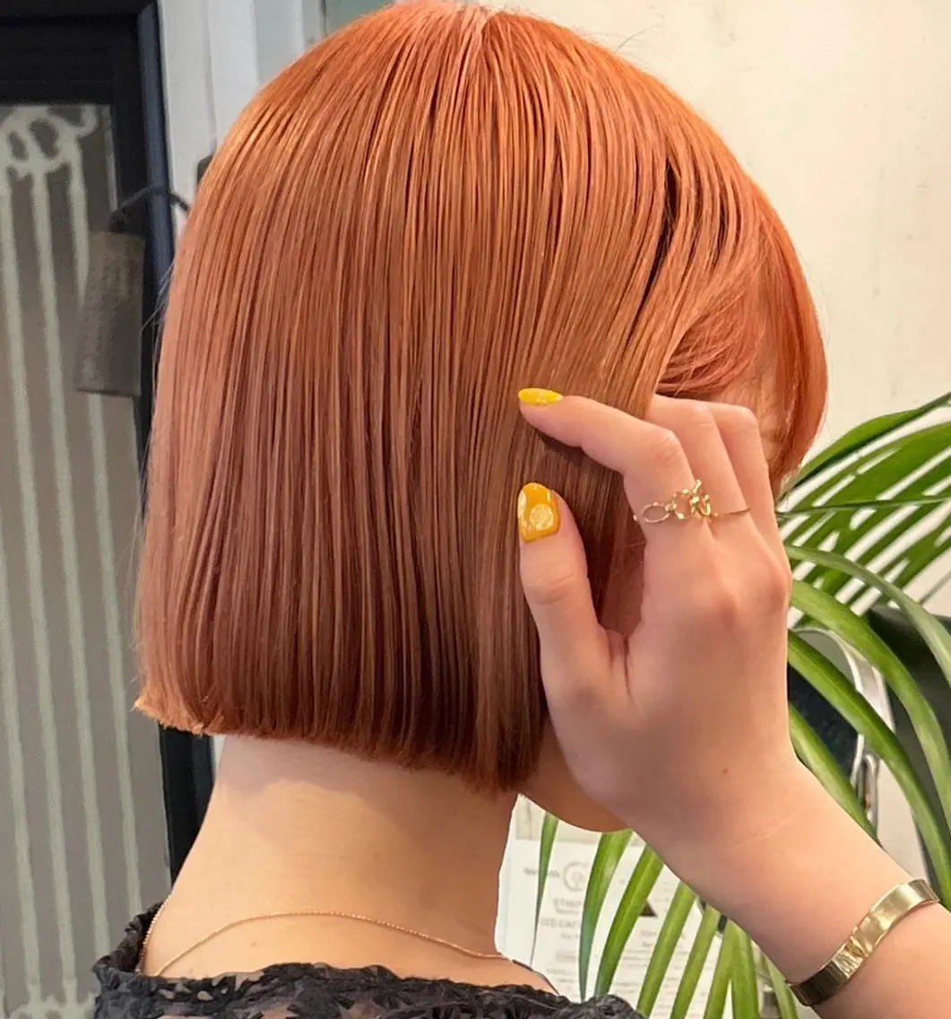 ショート カラー ベージュカラー ブリーチ オレンジ オレンジベージュ 暖色カラー🧡 ボブ🧚‍♀️マナのヘアスタイル