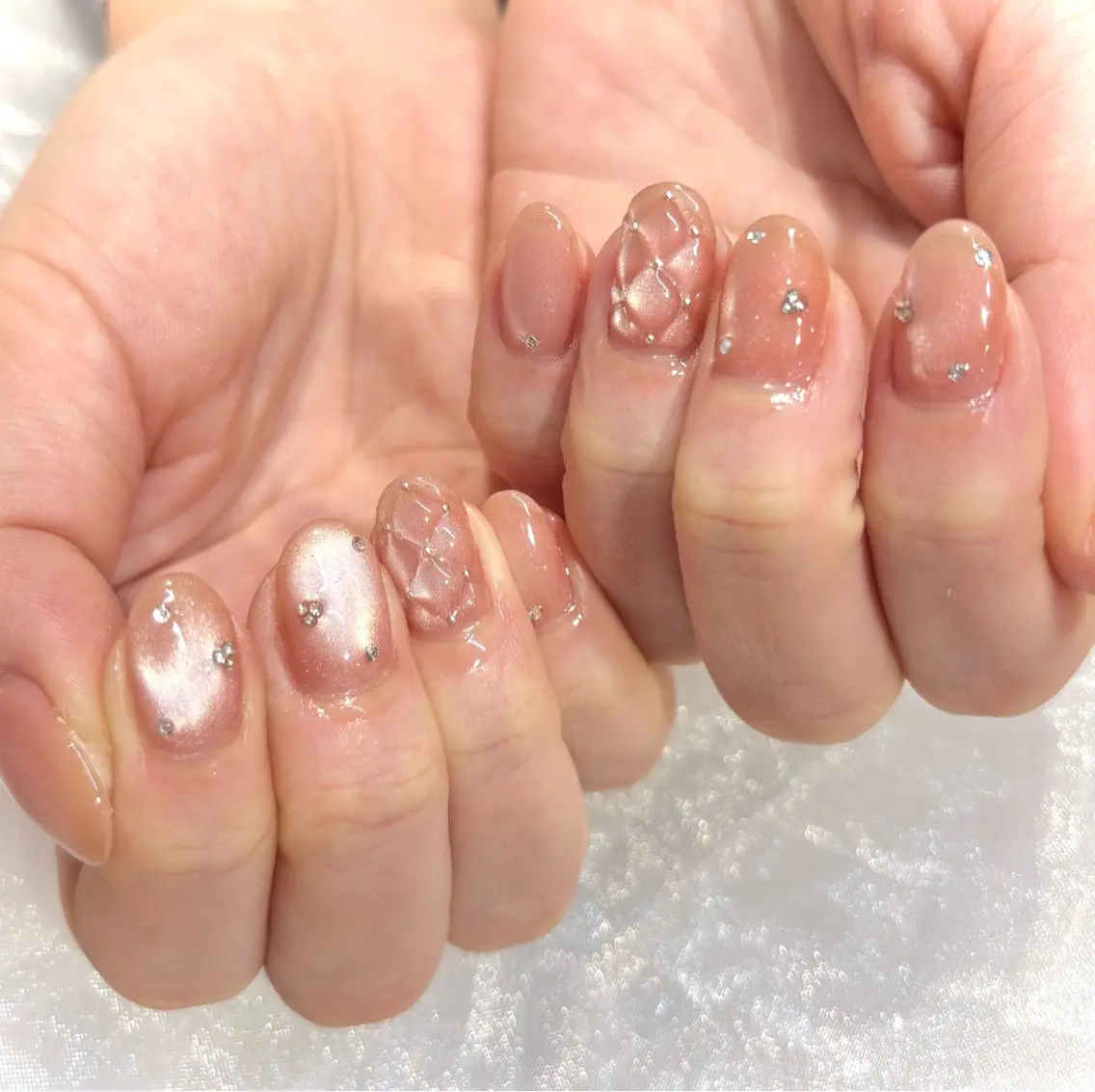 ネイル ハンドネイル 橋元 珠梨のネイルデザイン
