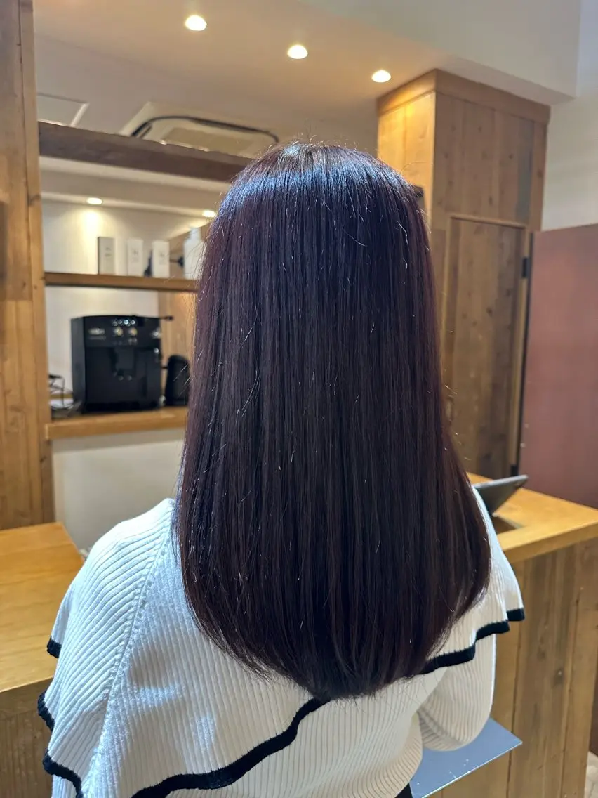 セミロング カラー reefur マリナのヘアスタイル