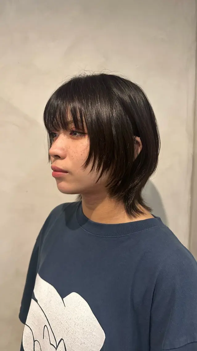 ミディアム レイヤーカット ウルフカット Yuki☺︎パーマ レイヤーカットのヘアスタイル
