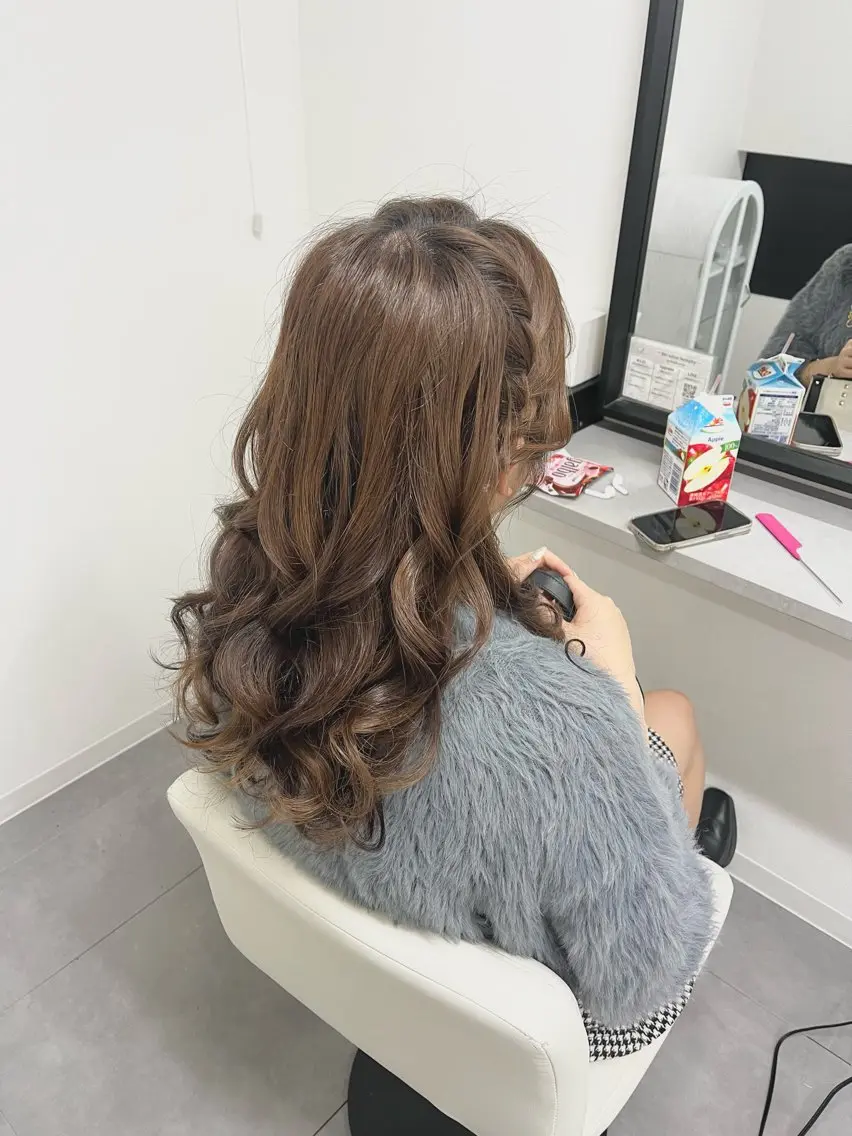 ロング ヘアアレンジ カチューシャ 心斎橋/ヘアセット MASAKIのヘアスタイル