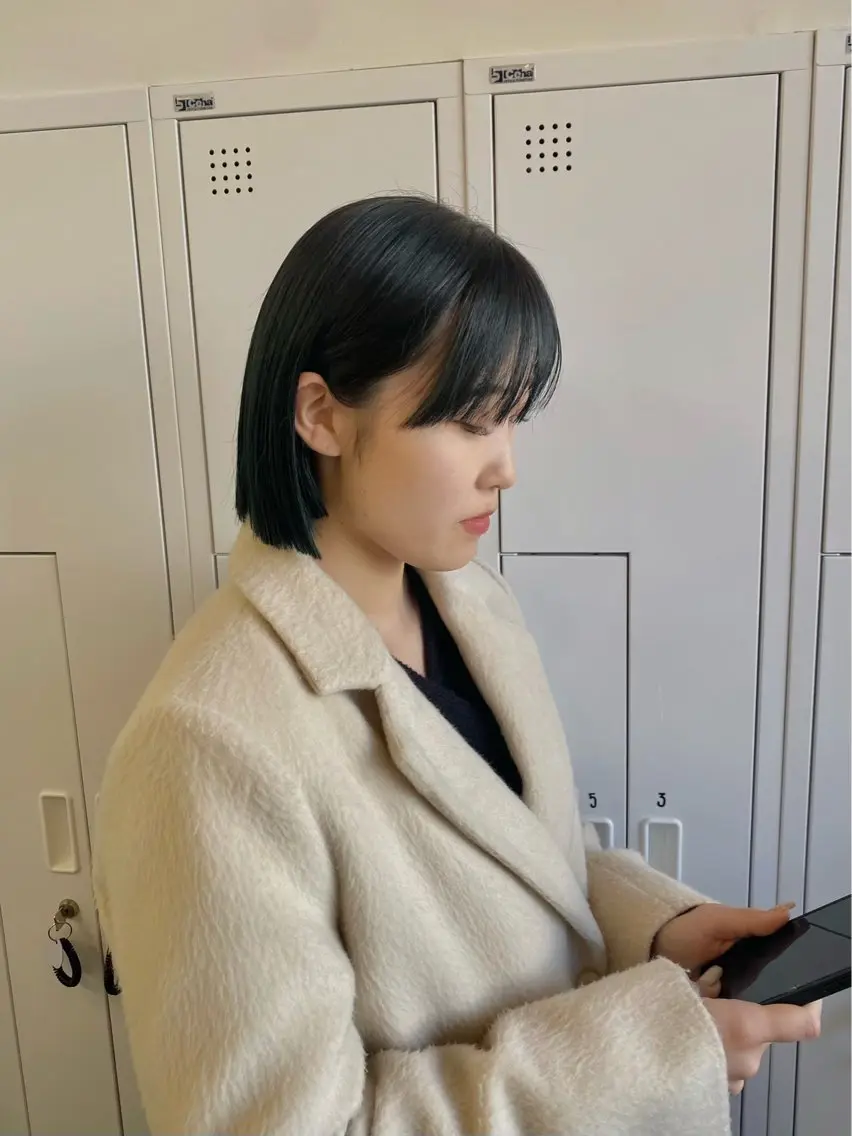 ショート カラー ボブ 卒業式のヘアスタイル サトウ リョウのヘアスタイル