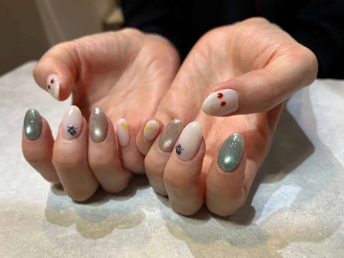 ネイル ハンドネイル AYANO nanaのネイルデザイン