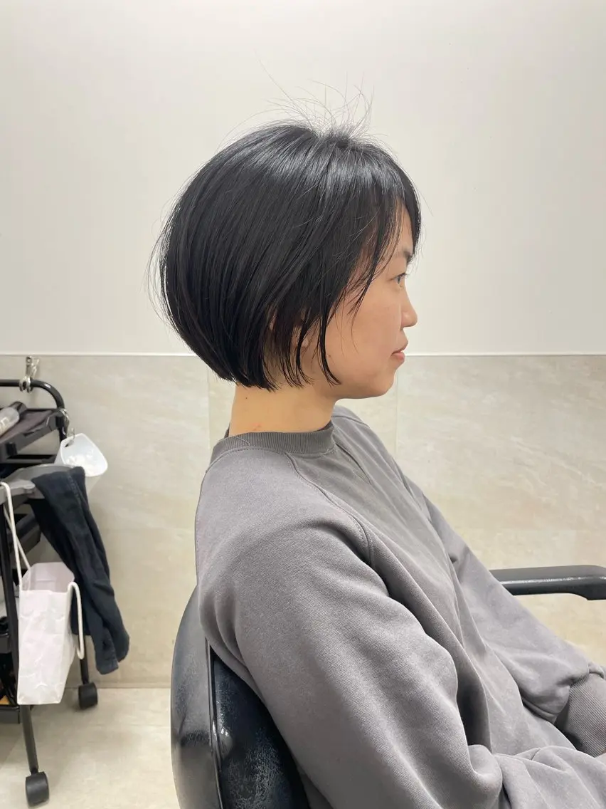 ショート カラー カット ヘアカラー トリートメント 緒方リエ 時短ショート・ボブのヘアスタイル