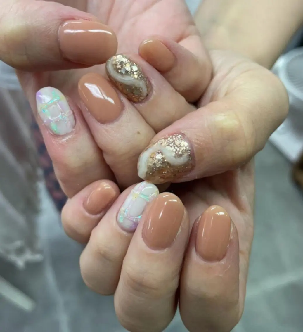 ネイル アートネイル ジェルネイル ミラーネイル ニュアンスネイル スカルプネイル nailstudio eviz新宿店のネイルデザイン